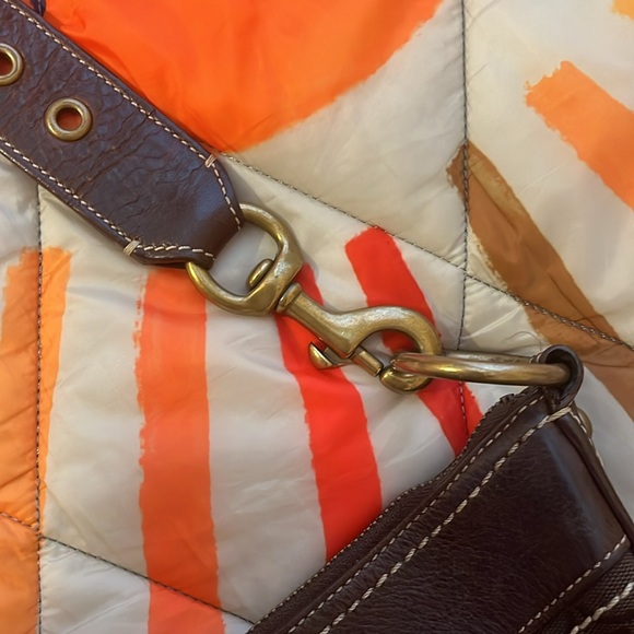 Gorgeous Coach Crossbody - Picture 9 of 11